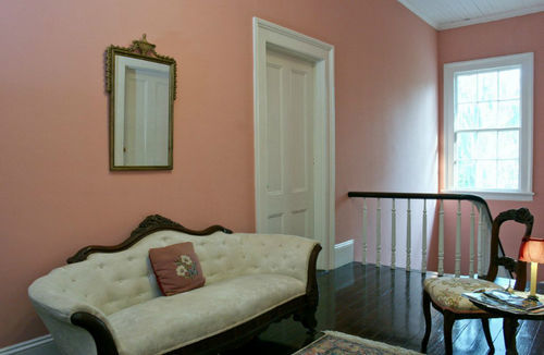 1872 Denham Bed & Breakfast
